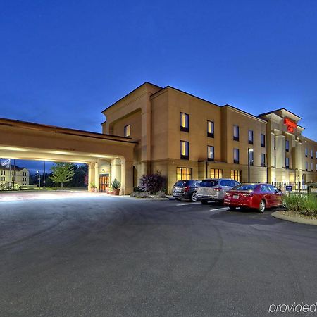 Hampton Inn Crossville Buitenkant foto