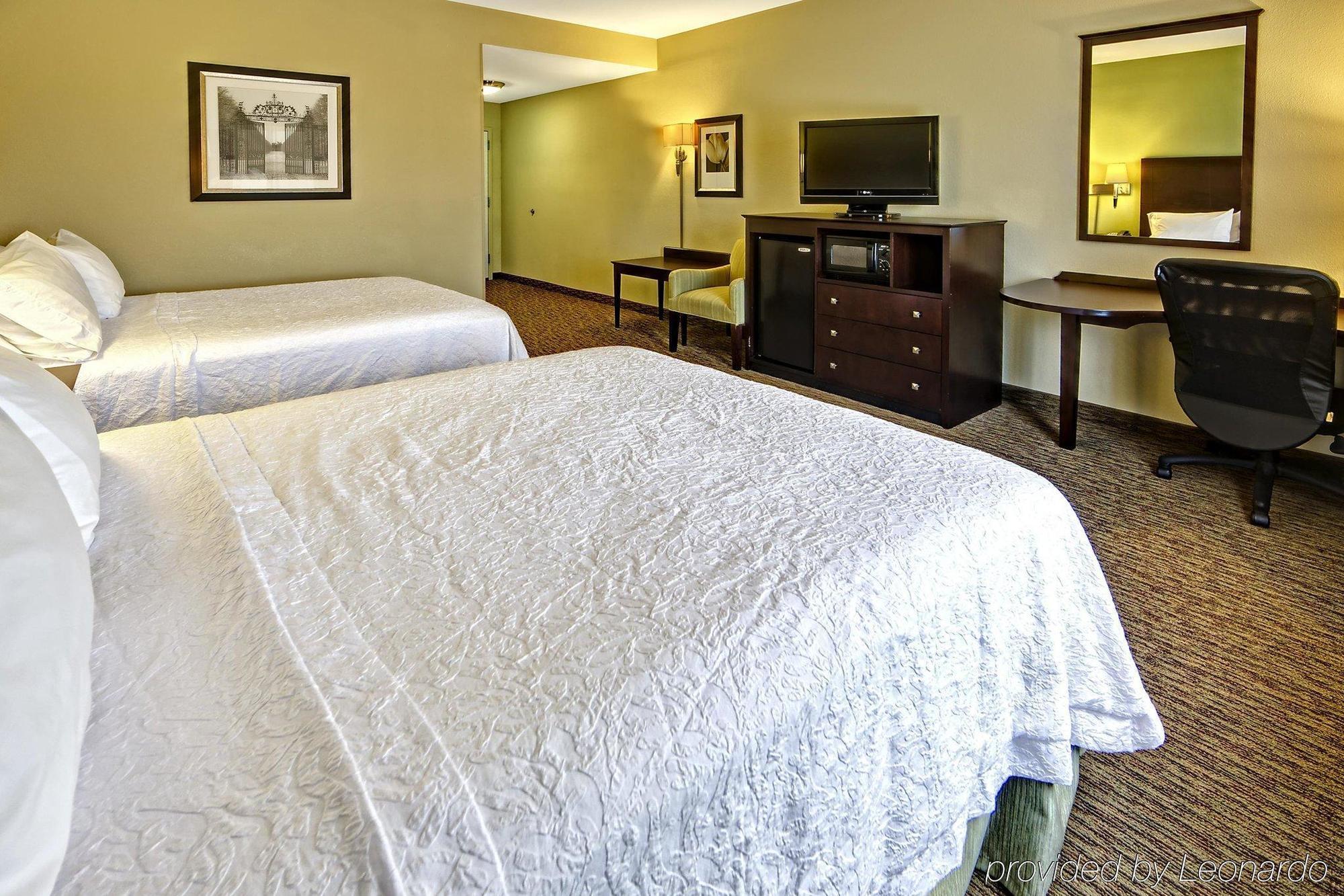Hampton Inn Crossville Buitenkant foto
