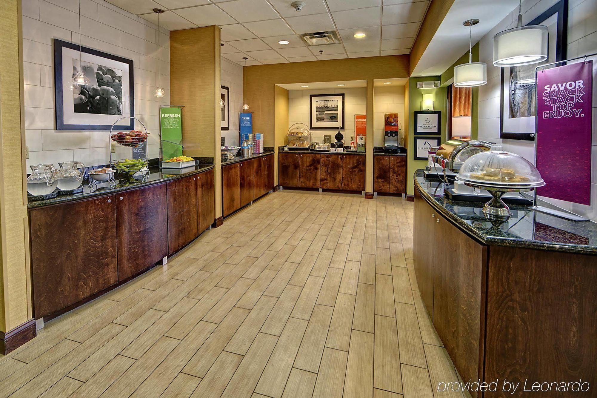 Hampton Inn Crossville Buitenkant foto